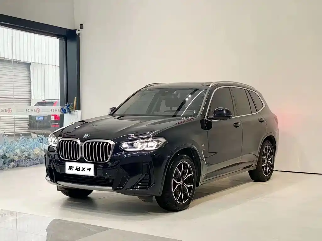 BMW X3 2022 xDrive25i M sports suit