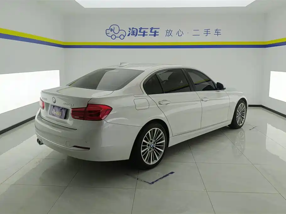 BMW 3 Series 2019 model 320Li fashion type