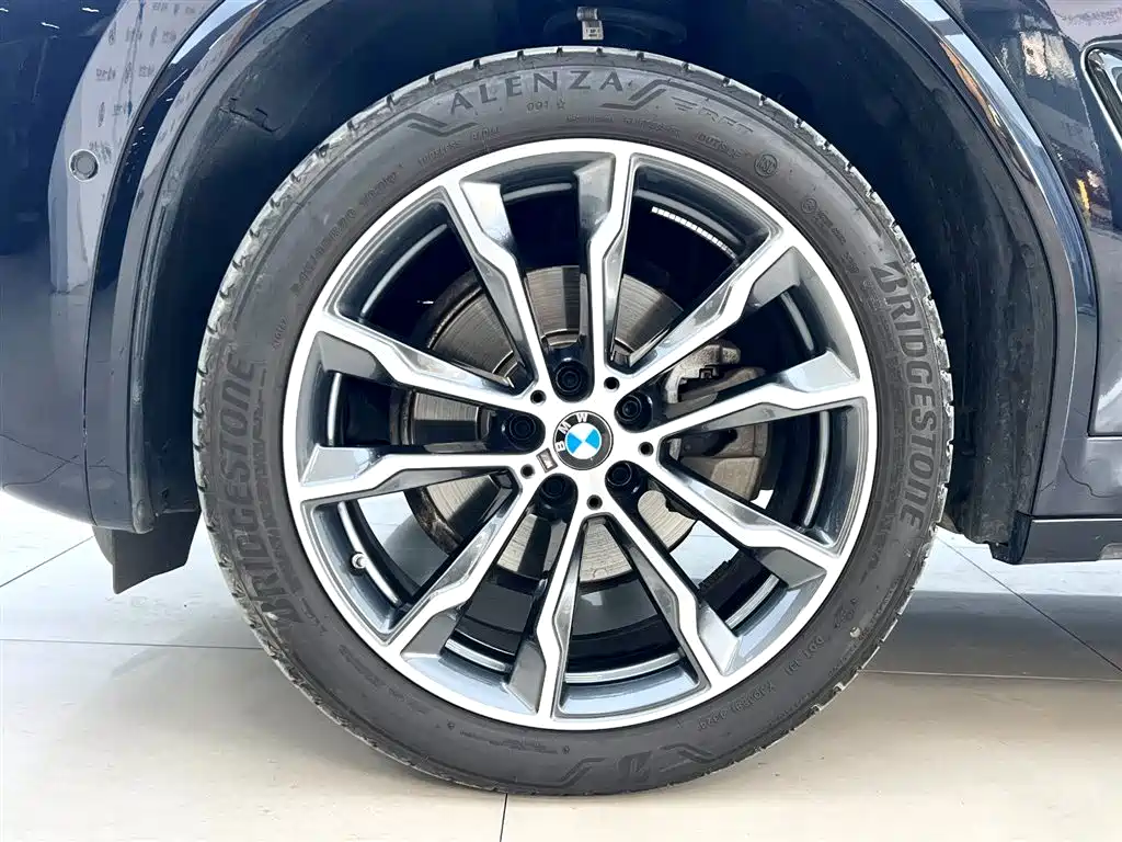 Фото машины 23