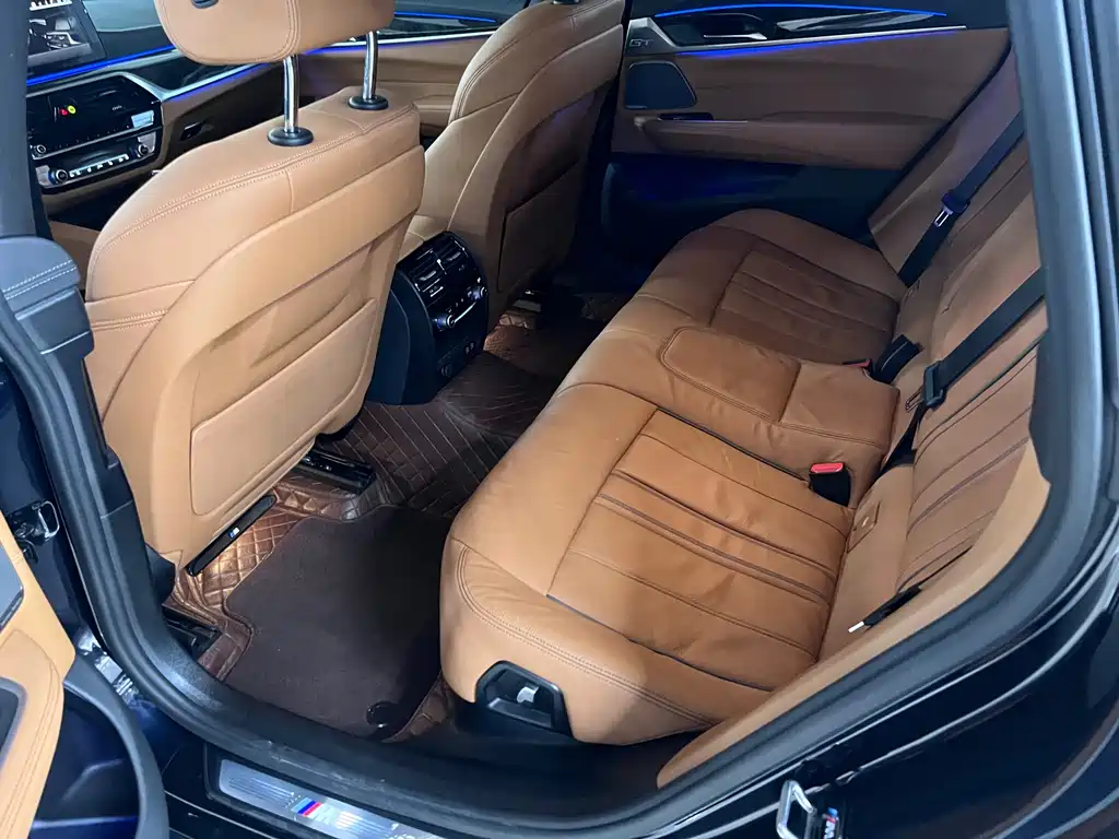 BMW 6 Series GT 2022 630i M sports suit