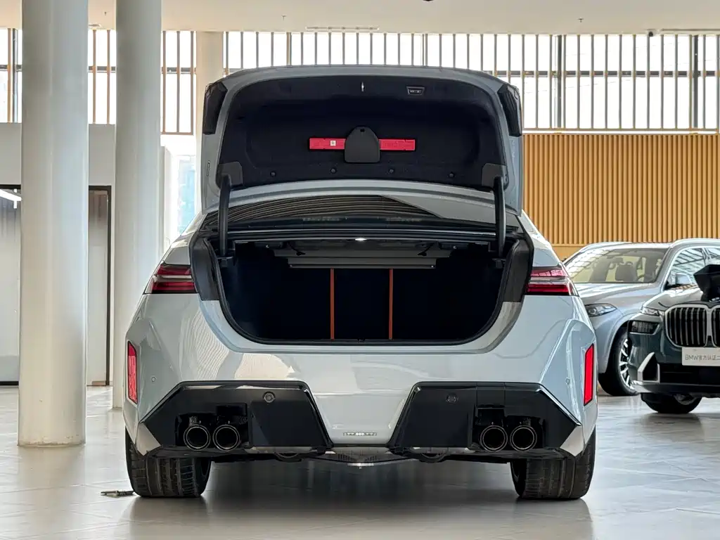 BMW M5 New Energy 2025 M5