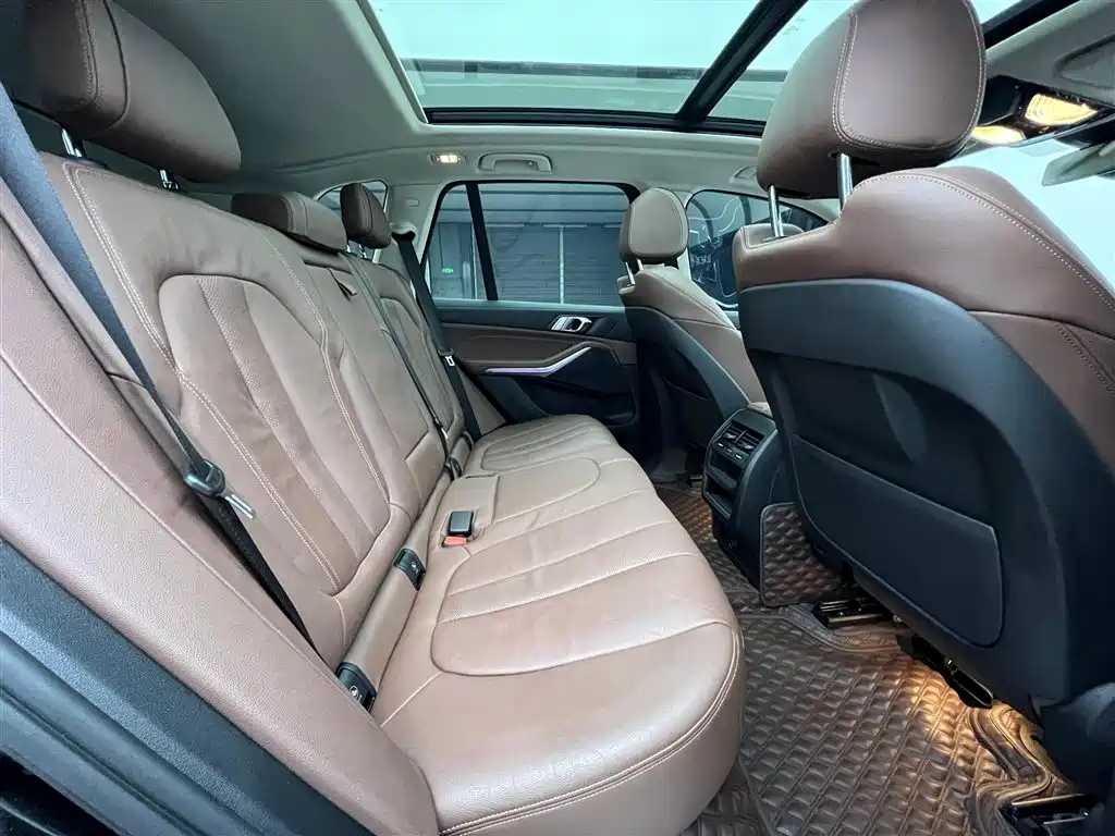 Фото машины 28