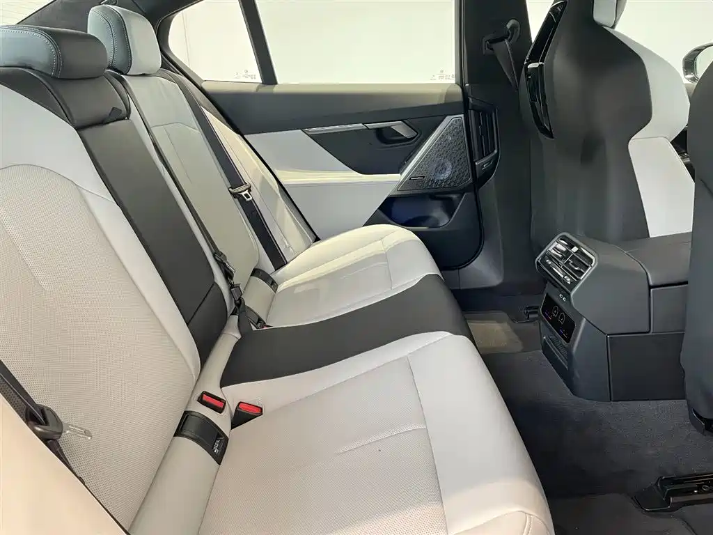 Фото машины 11