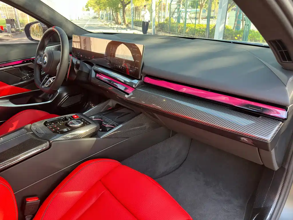 Фото машины 24