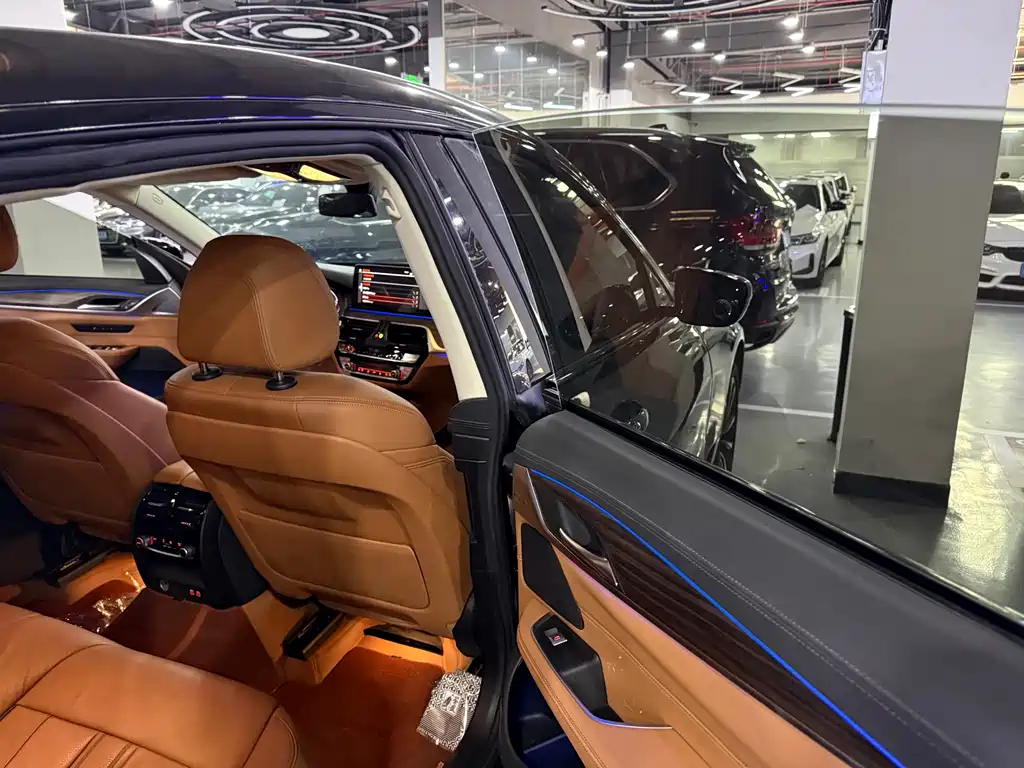 Фото машины 9