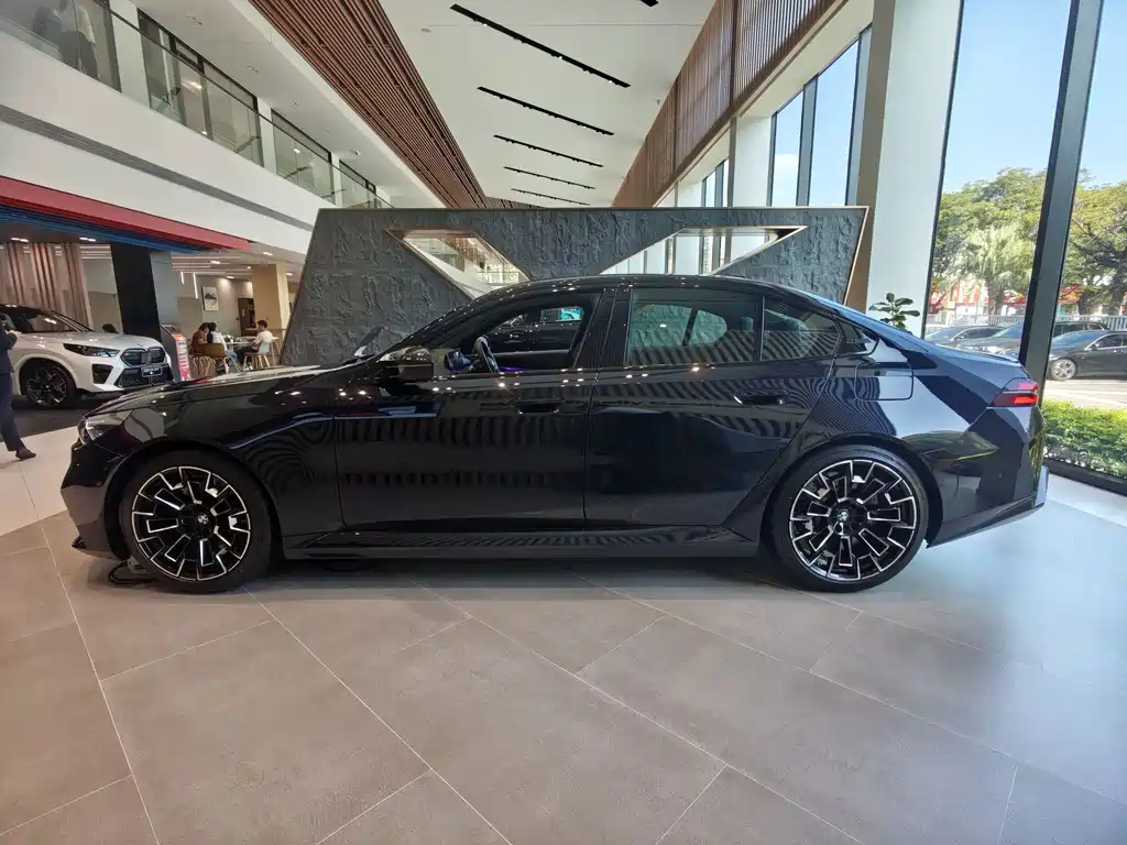 Фото машины 10