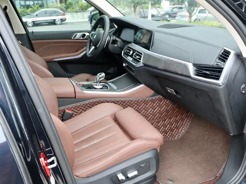 BMW X5 (imported) 2021 xDrive30i M sports suit