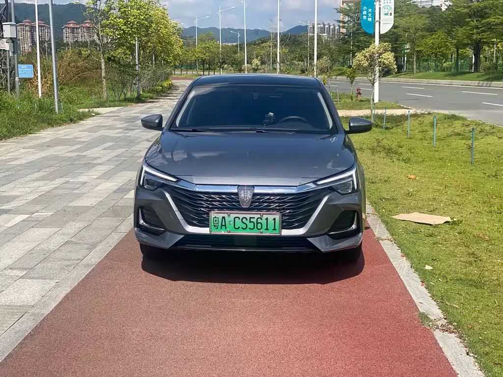 Roewe i6 MAX New Energy 2025 EV 400 Glory Edition
