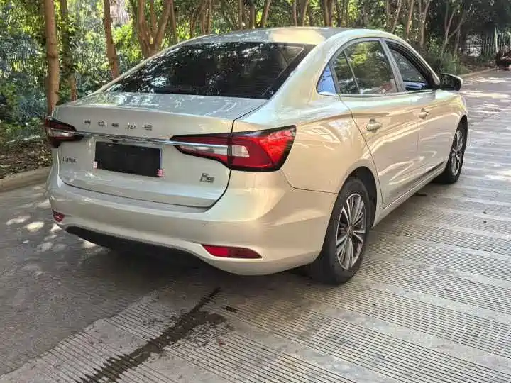 Roewe i5 2019 1.5L automatic 4G Interconnection Langham Edition
