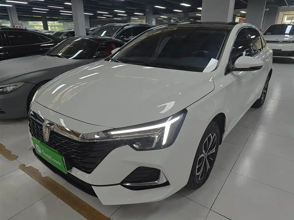Roewe i6 MAX New Energy 2022 EV 500 Canopy Exclusive Edition