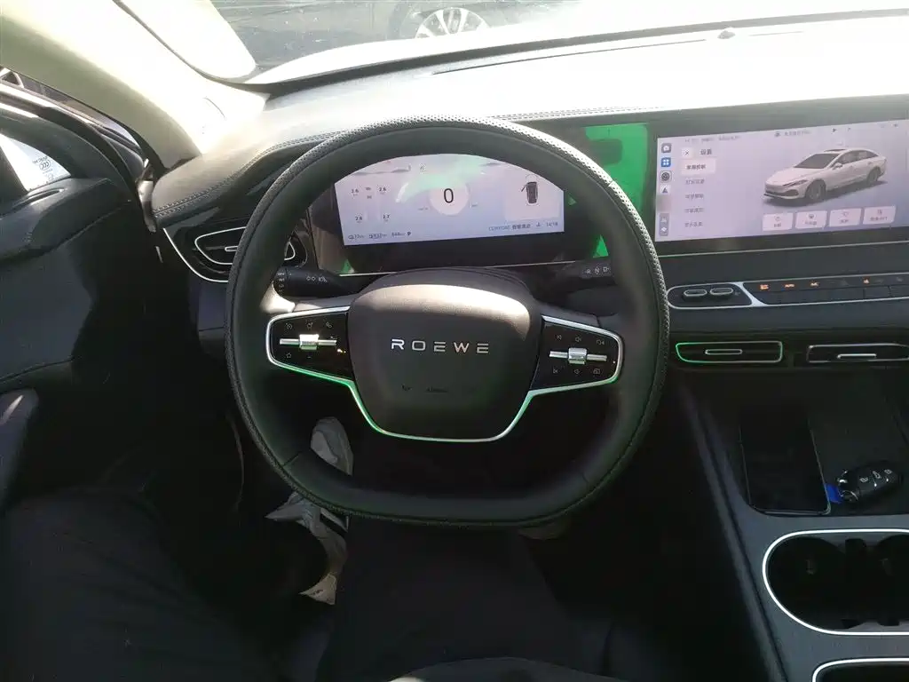 Roewe D7 2025 DMH 125km World Champion Edition