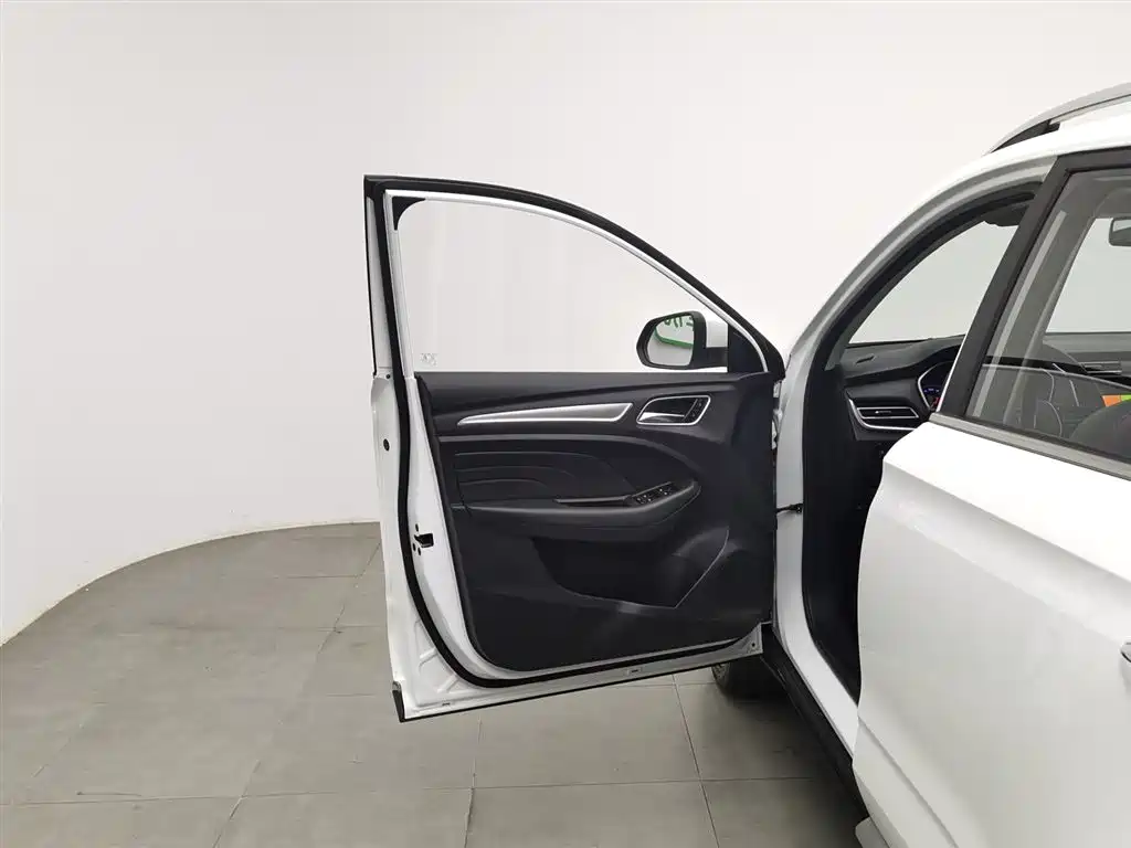 Roewe RX3 2020 1.6L CVT 4G Interconnection Super Cool Ultimate Edition