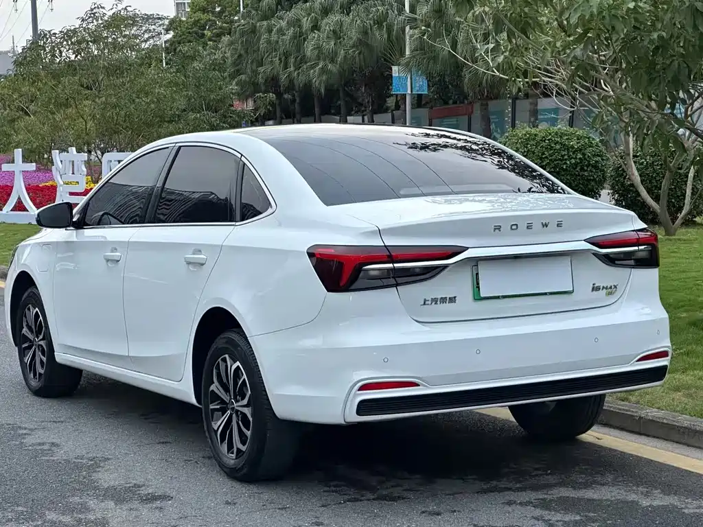 Roewe i6 MAX New Energy 2022 EV 500 Canopy Exclusive Edition