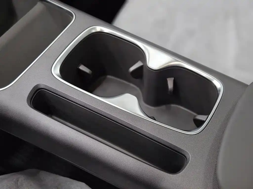 Roewe D6 2025 450km Premium Edition