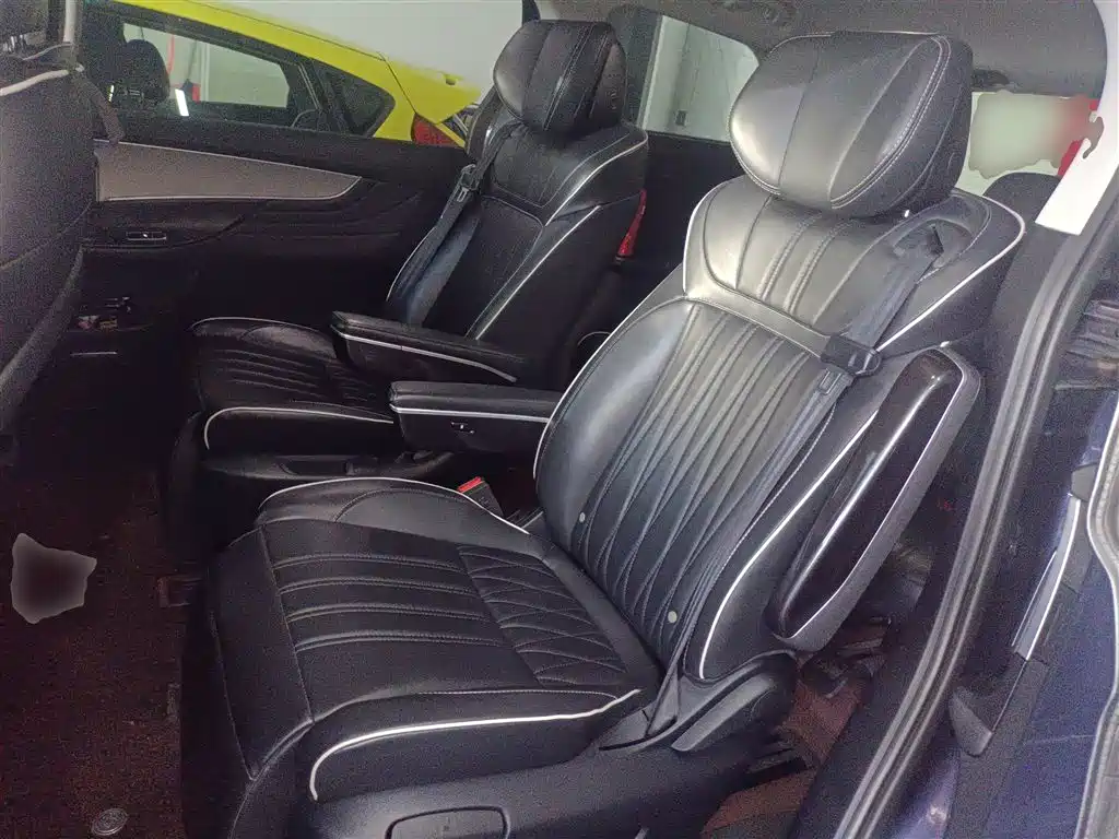 Фото машины 23