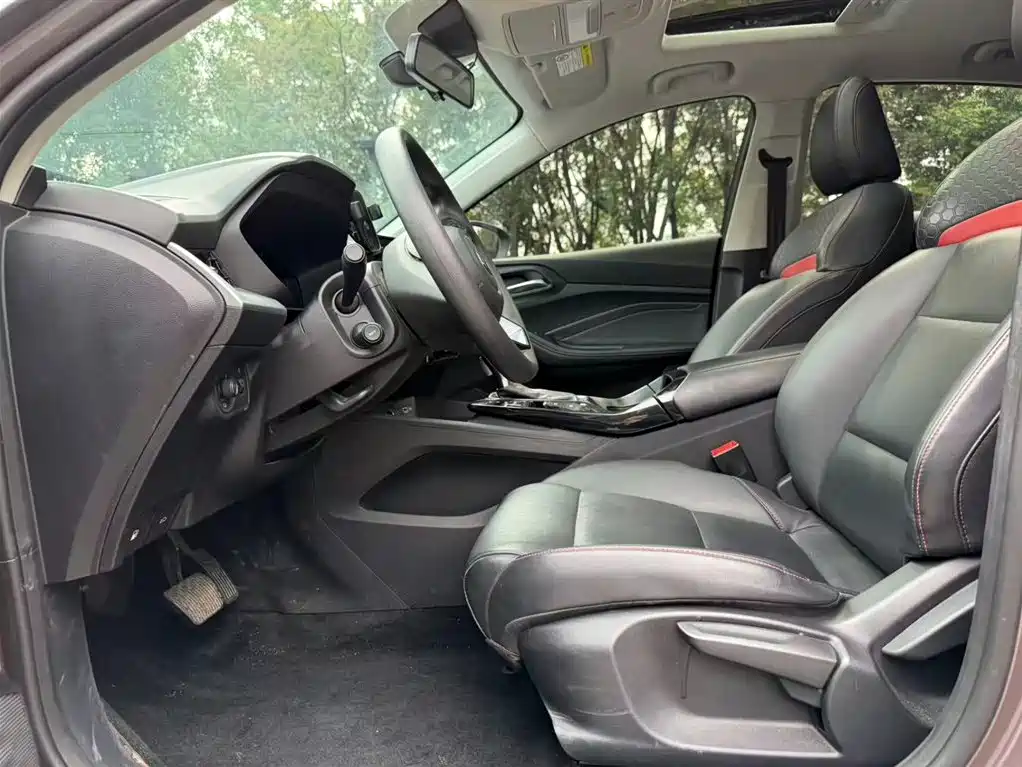 MG5 2023 180DVVT CVT Deluxe Edition