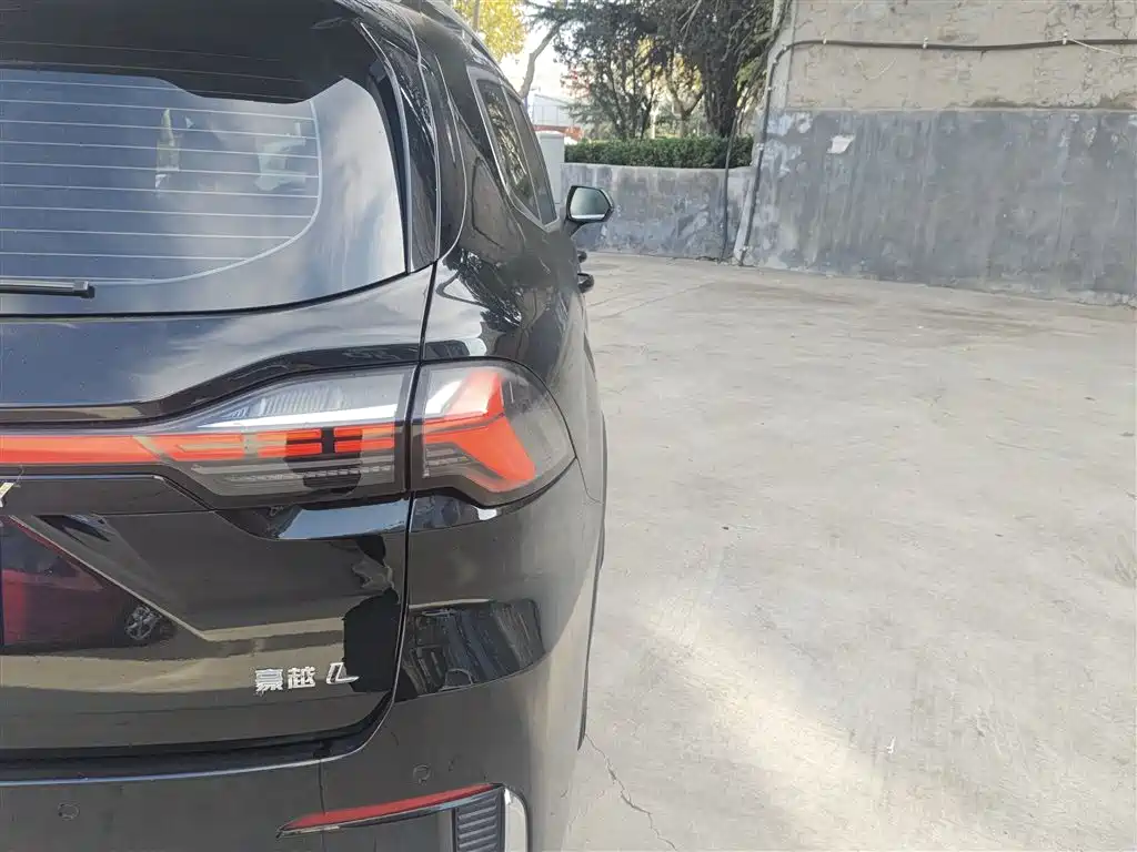 Фото машины 25