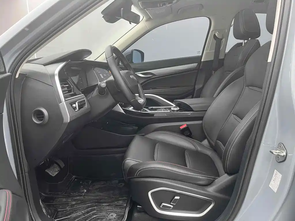 Xingyue S 2021 2.0 TD DCT two-wheel drive Lightning version