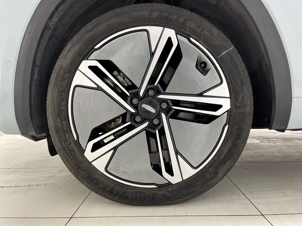 Фото машины 24