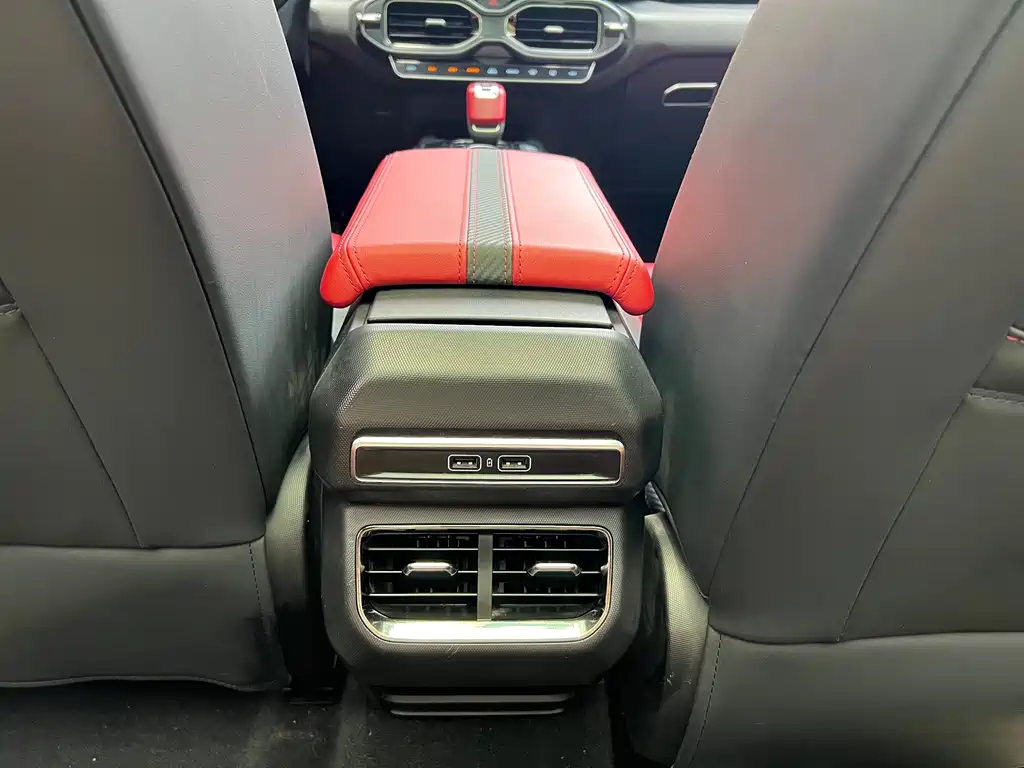 Geely ICON 2021 model 1.5 TD Blazing Love