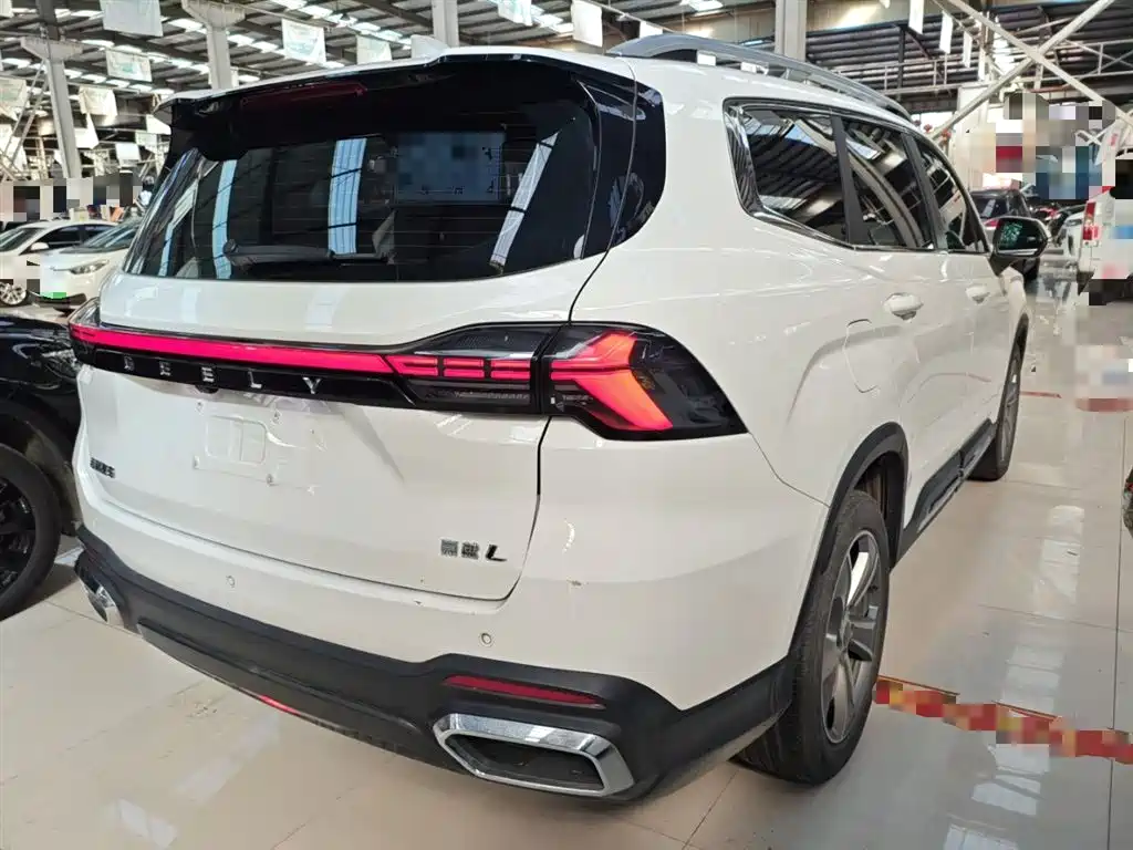 Фото машины 24