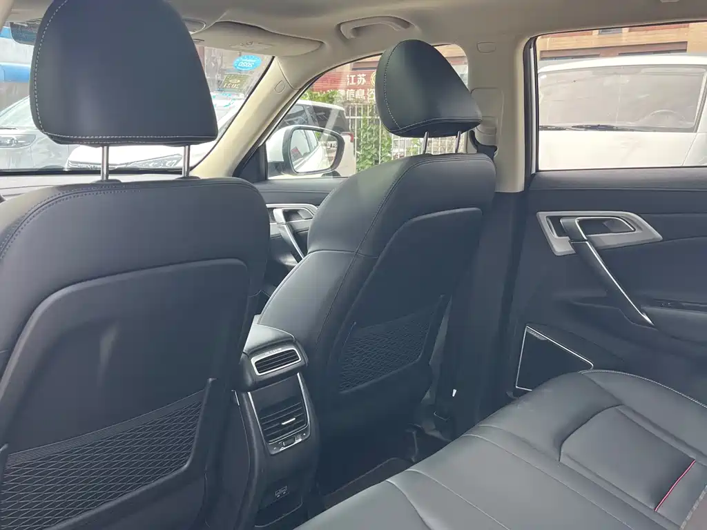 Boyue 2020 1.8TD DCT two-wheel drive intelligent 4G connected version