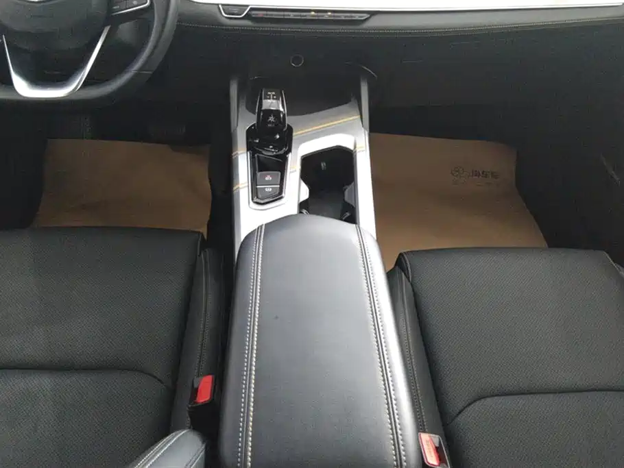 Emgrand L HiP 2022 model 1.5 TD-DHT Pro 100KM Super Net