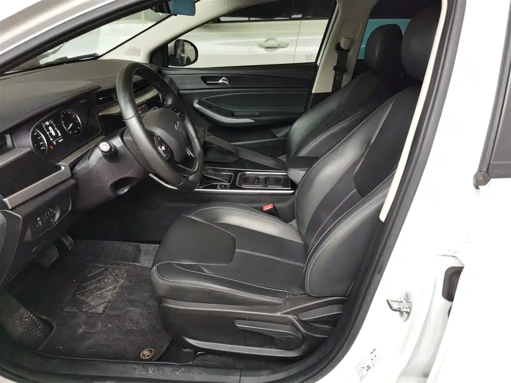 Фото машины 24