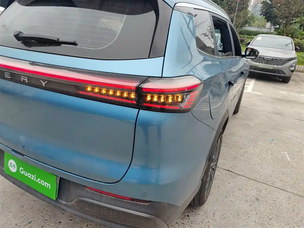 Фото машины 24