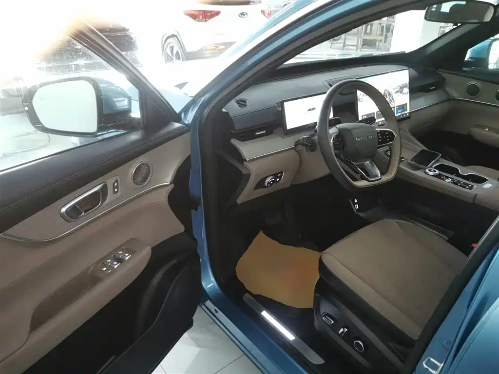 Фото машины 10