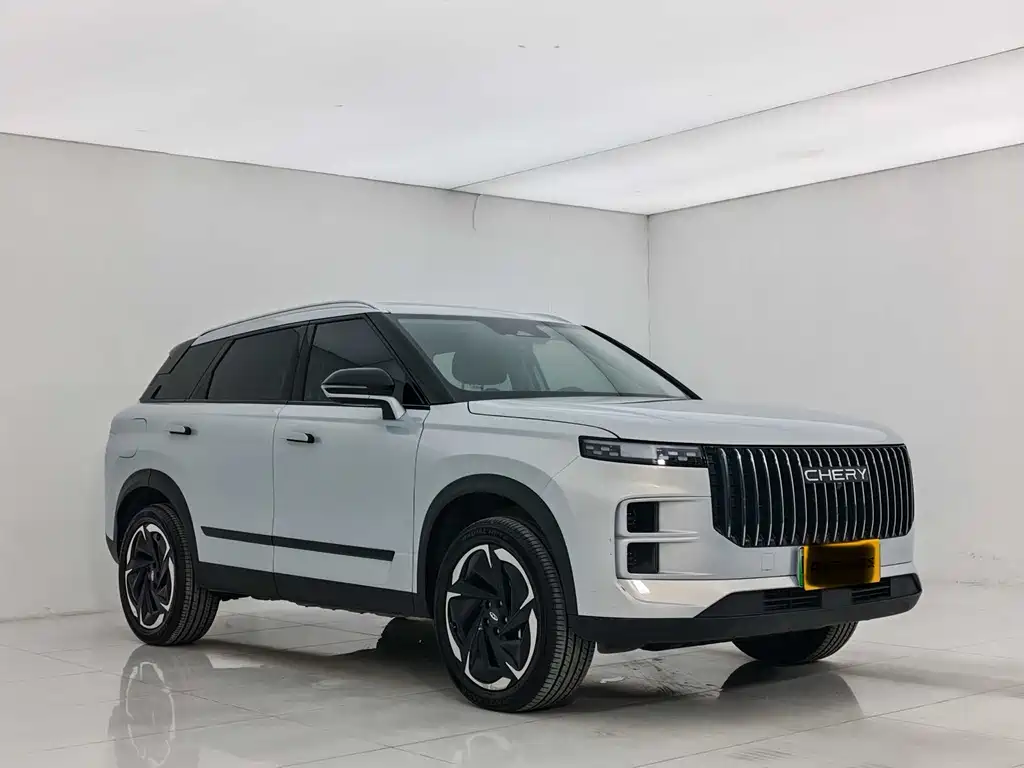 Explore 06 C-DM 2024 luxury models