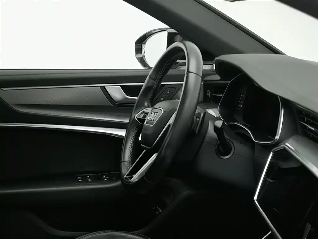 Audi A6L New Energy 2020 model 55 TFSI e quattro