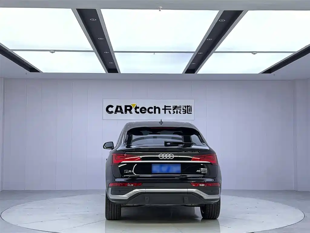Audi Q5L Sportback 2022 model 40 TFSI luxury