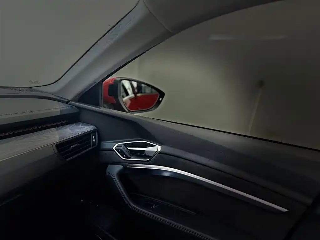 Audi e-tron imported 2021 Sportback 55 quattro premium selection