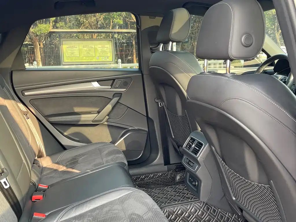 Audi Q5L Sportback 2022 model 40 TFSI luxury