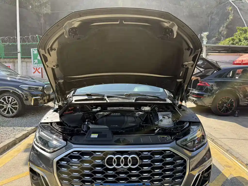 Audi Q5L Sportback 2023 model 45 TFSI Luxury