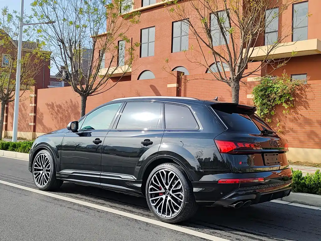 Фото машины 24