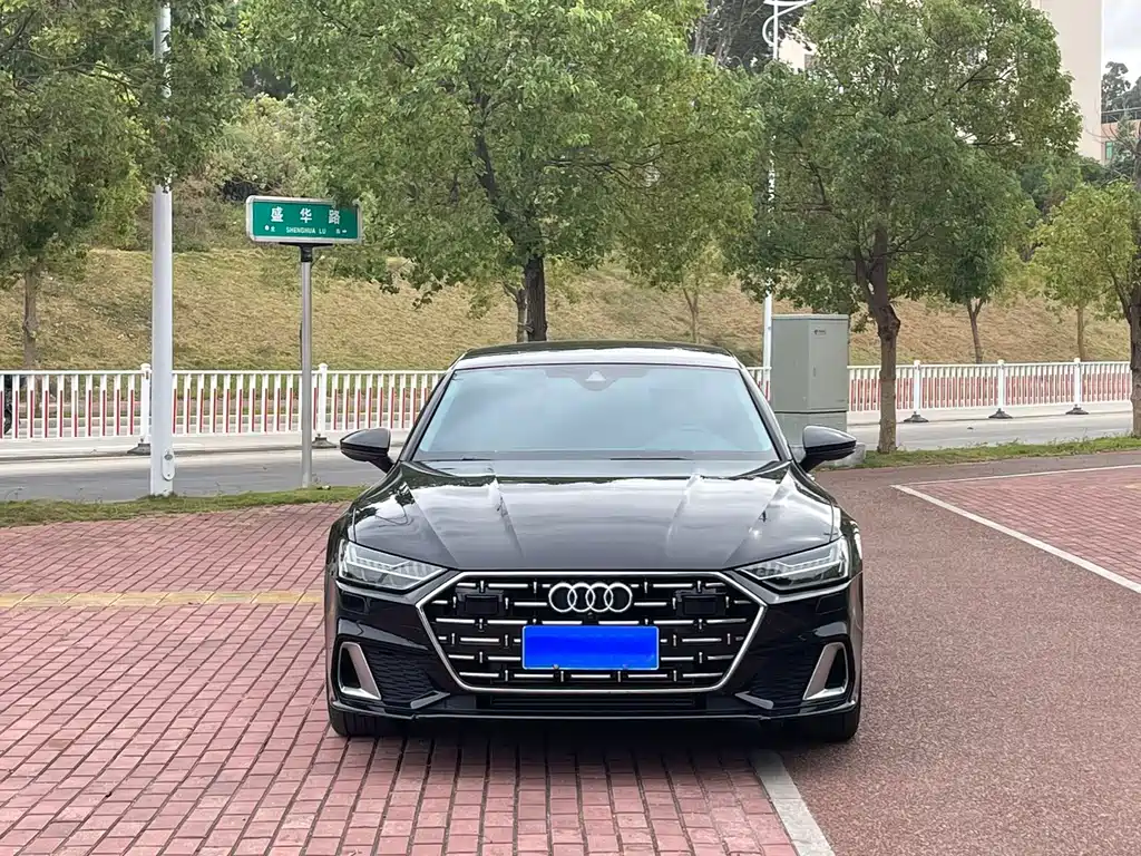 Audi A7L 2024 45TFSI S-line dream-building crystal set