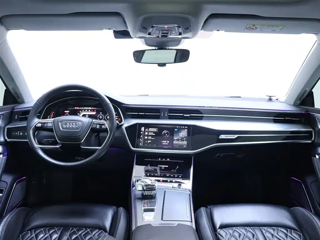 Audi A7L 2024 model 45 TFSI luxury