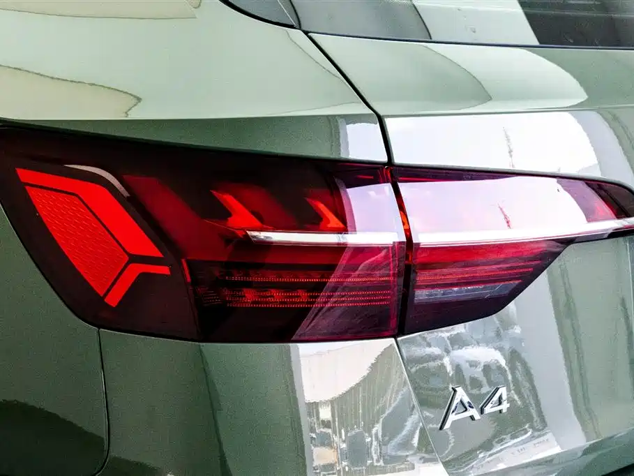 Audi A4 imported 2023 Avant 40 TFSI fashion and dynamic type