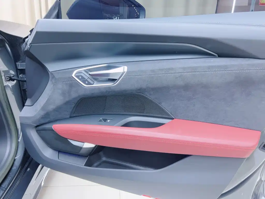 Audi e-tron GT 2023 basic model