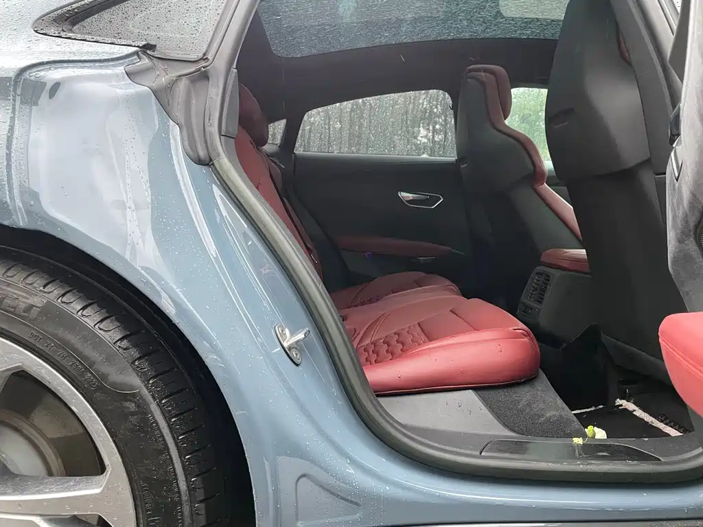 Audi e-tron GT 2023 basic model