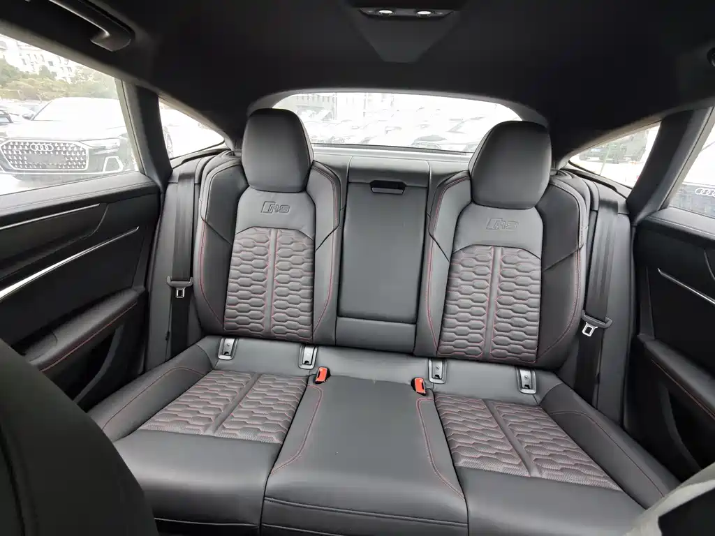 Audi RS 7 2025 RS 7 4.0 T Sportback performance