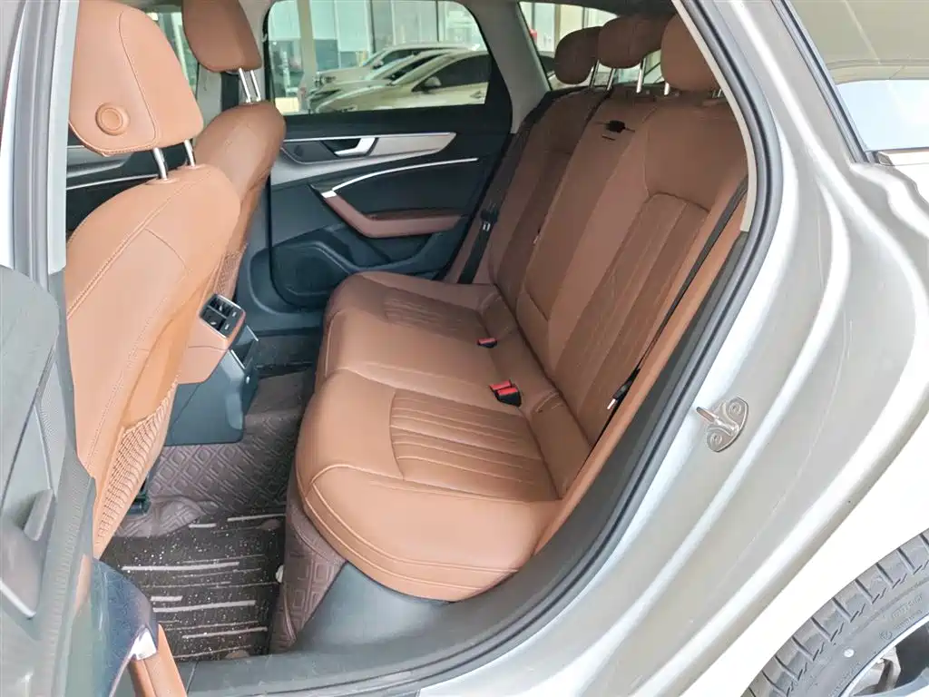 Фото машины 23