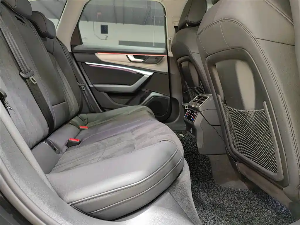 Audi A6 imported 2022 Avant-garde 45 TFSI premium dynamic type