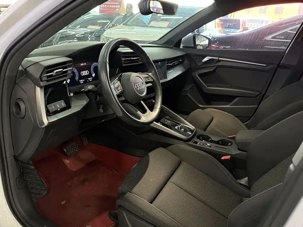 Audi A3 2024 Sportback 35 TFSI Aggressive Sports Type