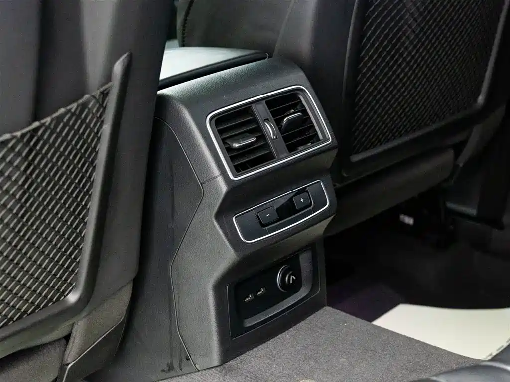 Audi Q5L 2021 model 45 TFSI premium dynamic type