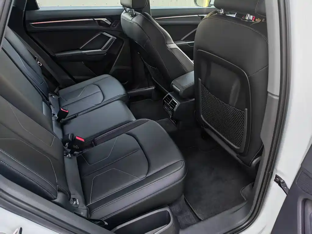 Audi Q3 2024 model 40 TFSI fashion dynamic type