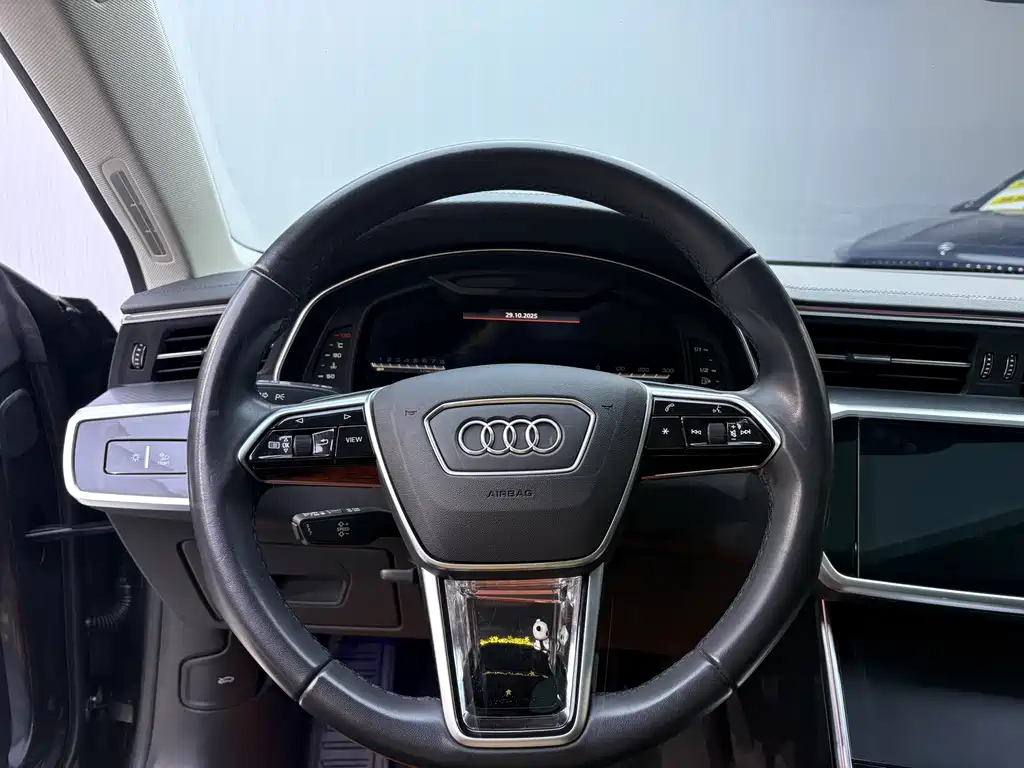 Audi A7 2022 model 45 TFSI premium selection