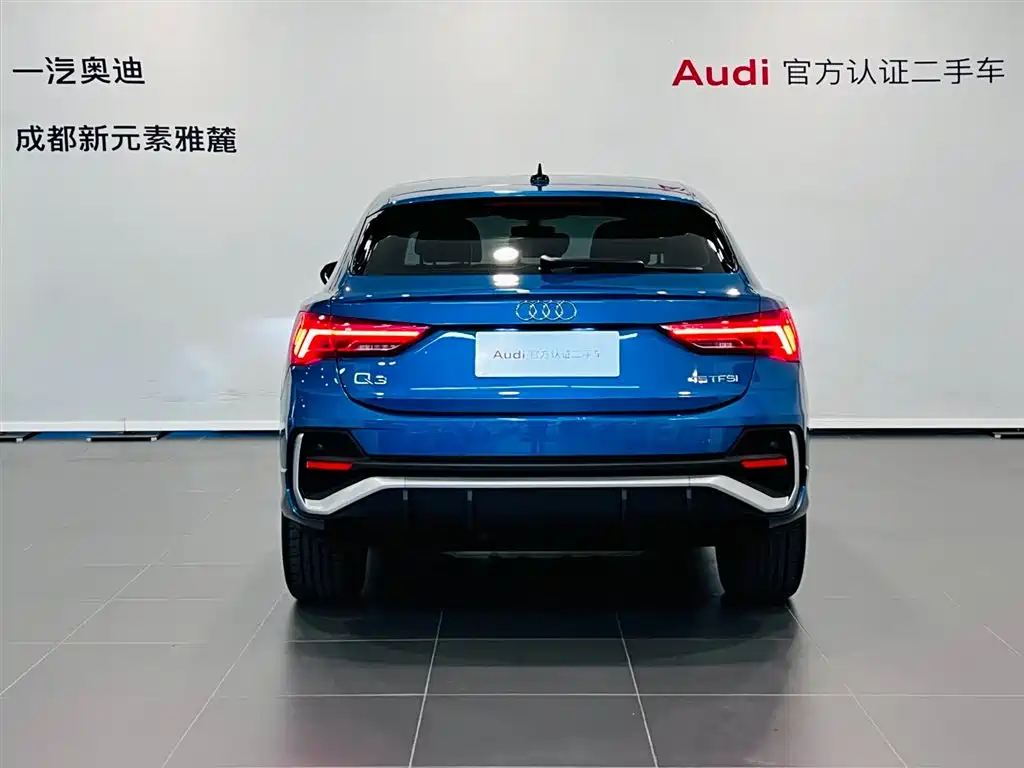 Audi Q3 Sportback 2020 model 40 TFSI fashion type